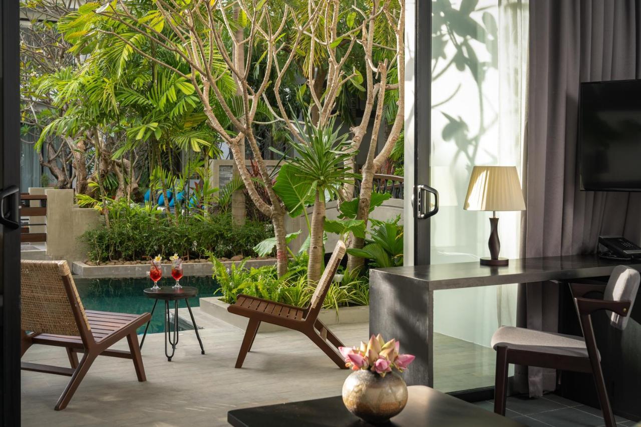 Eightfold Urban Resort Siem Reap Exteriör bild The Sala Pool Suite